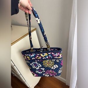 Vera Bradley tote